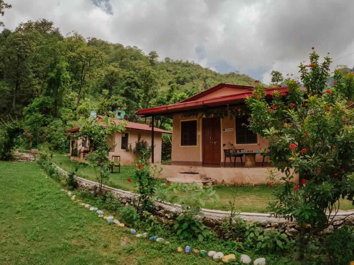 Shiv Shakti Yogpeeth Cottages ริชิเคช ภายนอก รูปภาพ