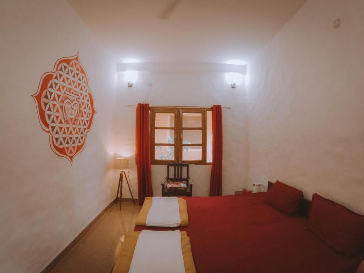 Shiv Shakti Yogpeeth Cottages ริชิเคช ภายนอก รูปภาพ