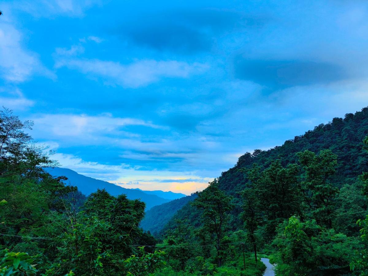 Shiv Shakti Yogpeeth Cottages ริชิเคช ภายนอก รูปภาพ