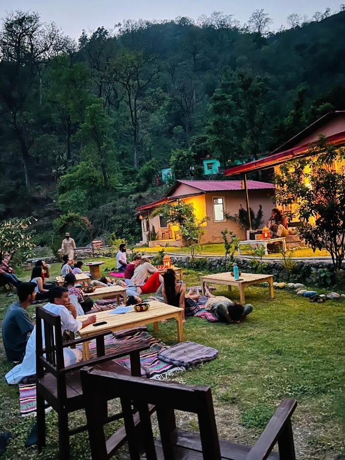 Shiv Shakti Yogpeeth Cottages ริชิเคช ภายนอก รูปภาพ