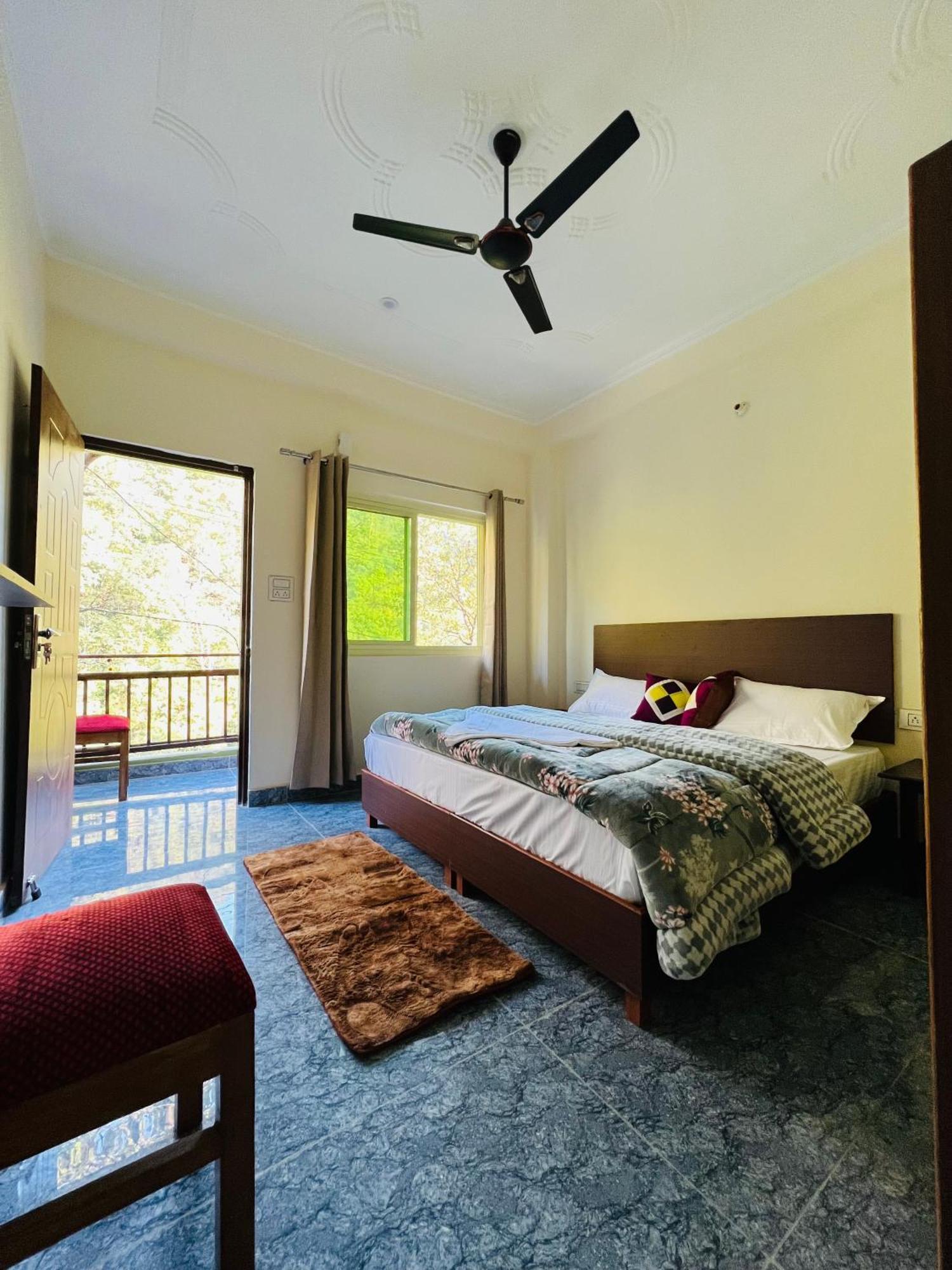 Shiv Shakti Yogpeeth Cottages ริชิเคช ภายนอก รูปภาพ